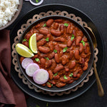 Bowl of Rajma Curry served with rotis – Bibi's Tiffin Starter Plan